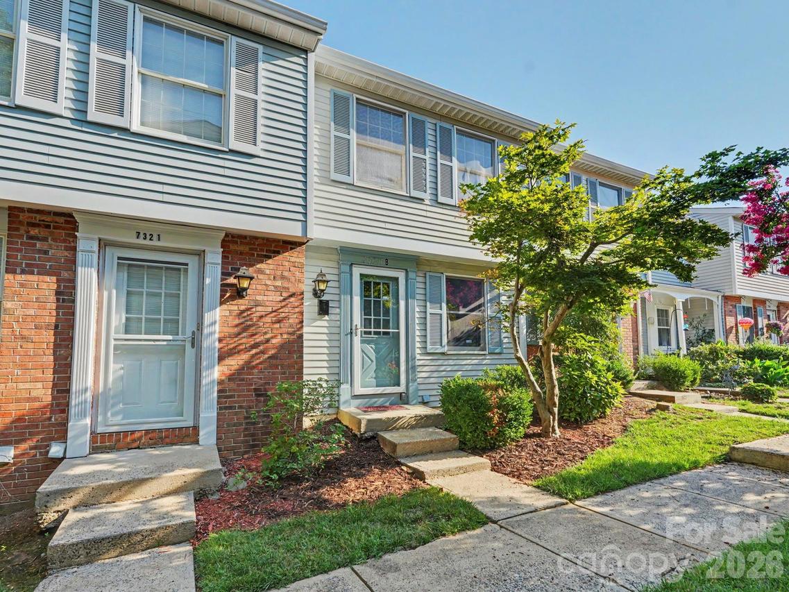 7321 Pebblestone Dr. #B, Charlotte, NC 28212