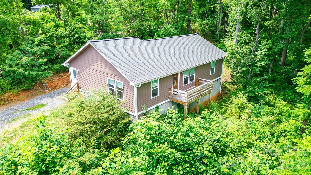 24 Old Rogers Ln., Sylva, NC 28779