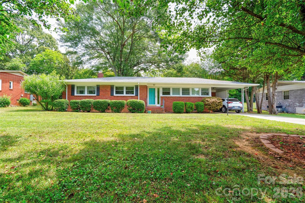 613 Tina Dr., Shelby, NC 28152