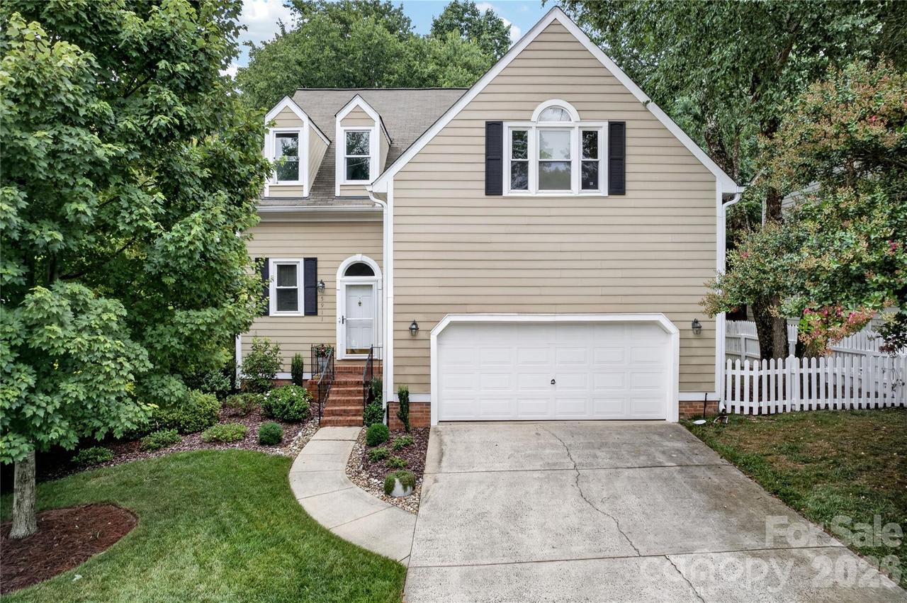 5911 Chalyce Ln., Charlotte, NC 28270