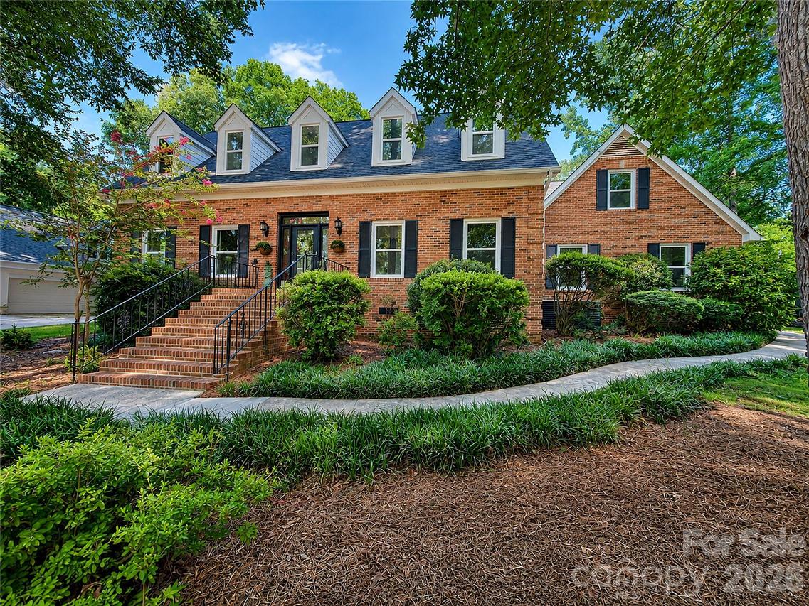 8503 Foxbridge Dr., Matthews, NC 28104