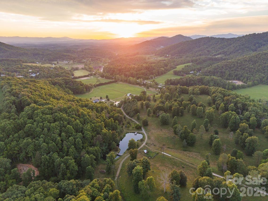 1372 & 1370 Barnardsville Hwy., Barnardsville, NC 28709
