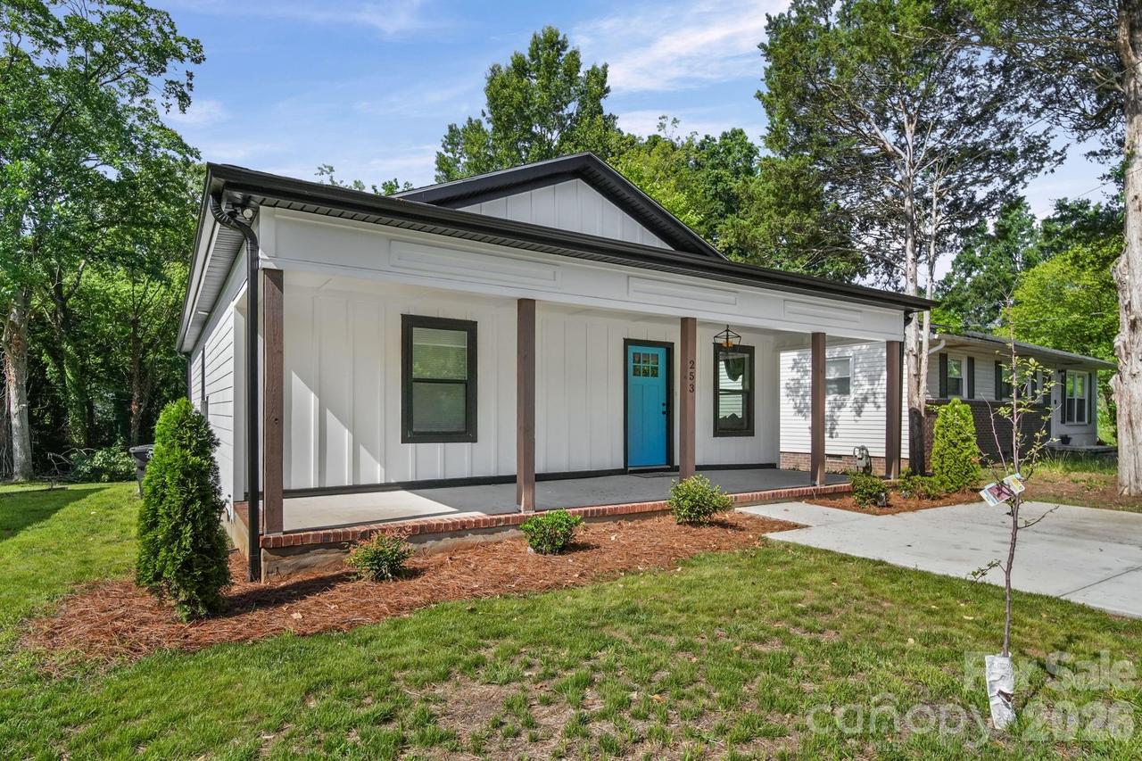 253 Hall Ave., Concord, NC 28027