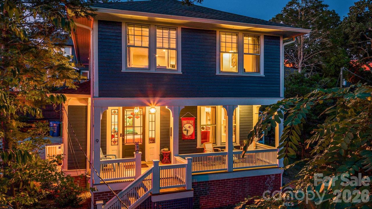 9 Houston St., Asheville, NC 28801