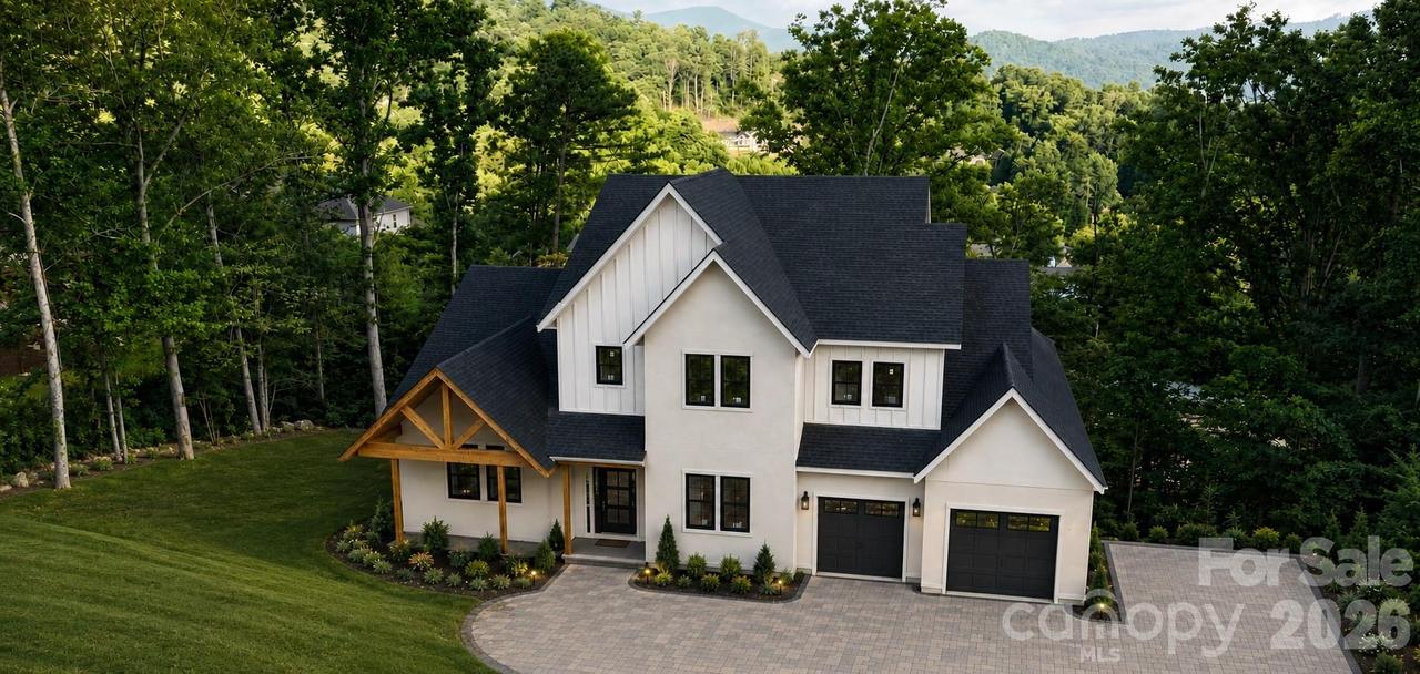 77 Camsyn Dr., Weaverville, NC 28787