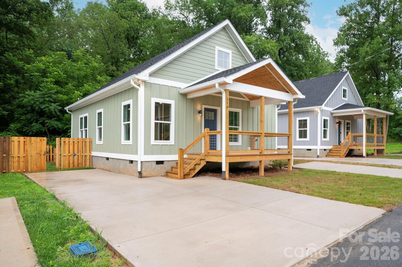 110 Orchard St., Old Fort, NC 28762
