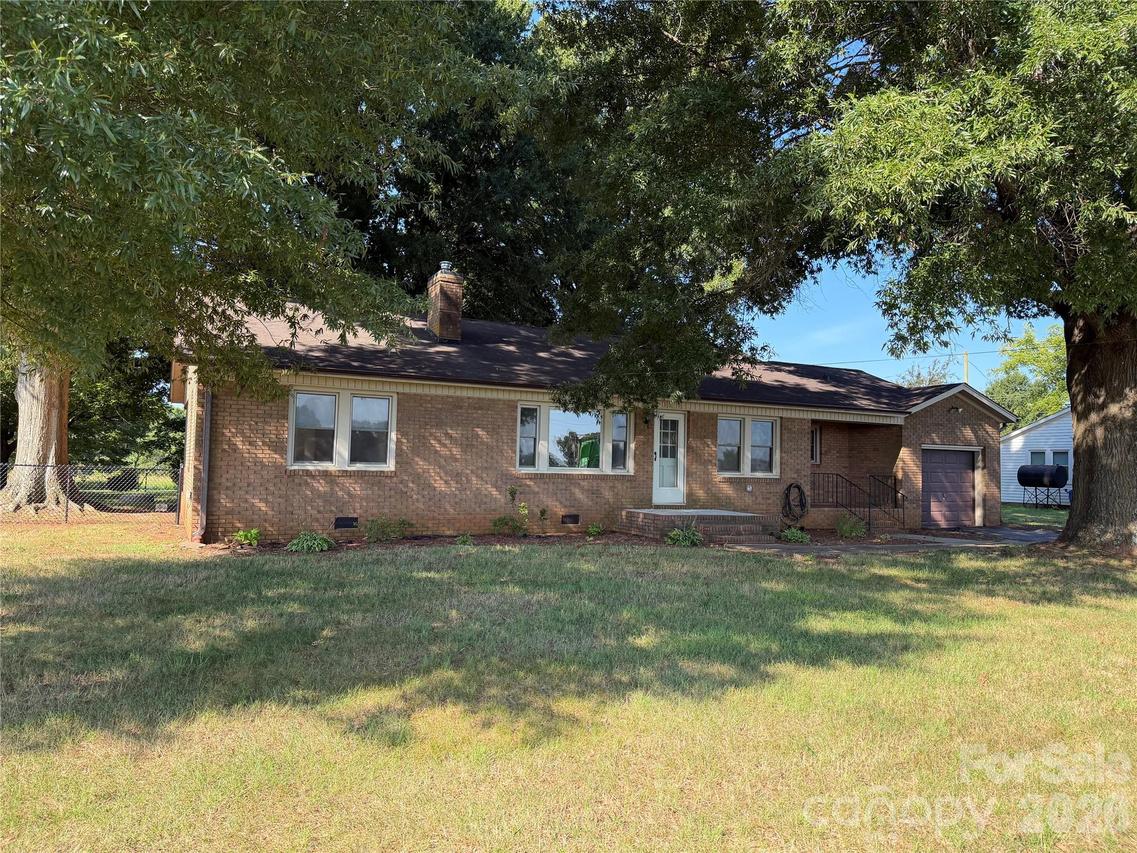 3649 Taylorsville Hwy., Statesville, NC 28625