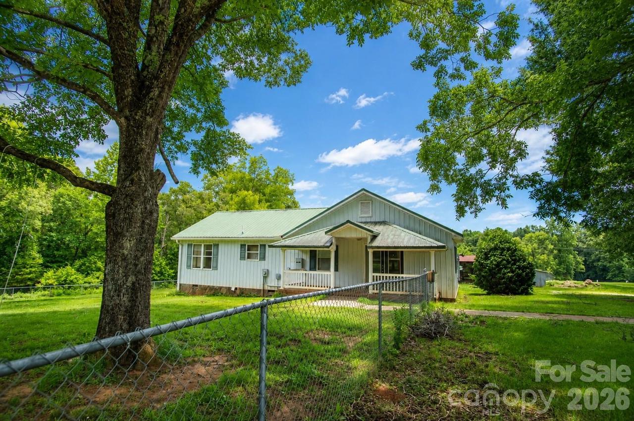 275 Noel Rd., Harmony, NC 28634