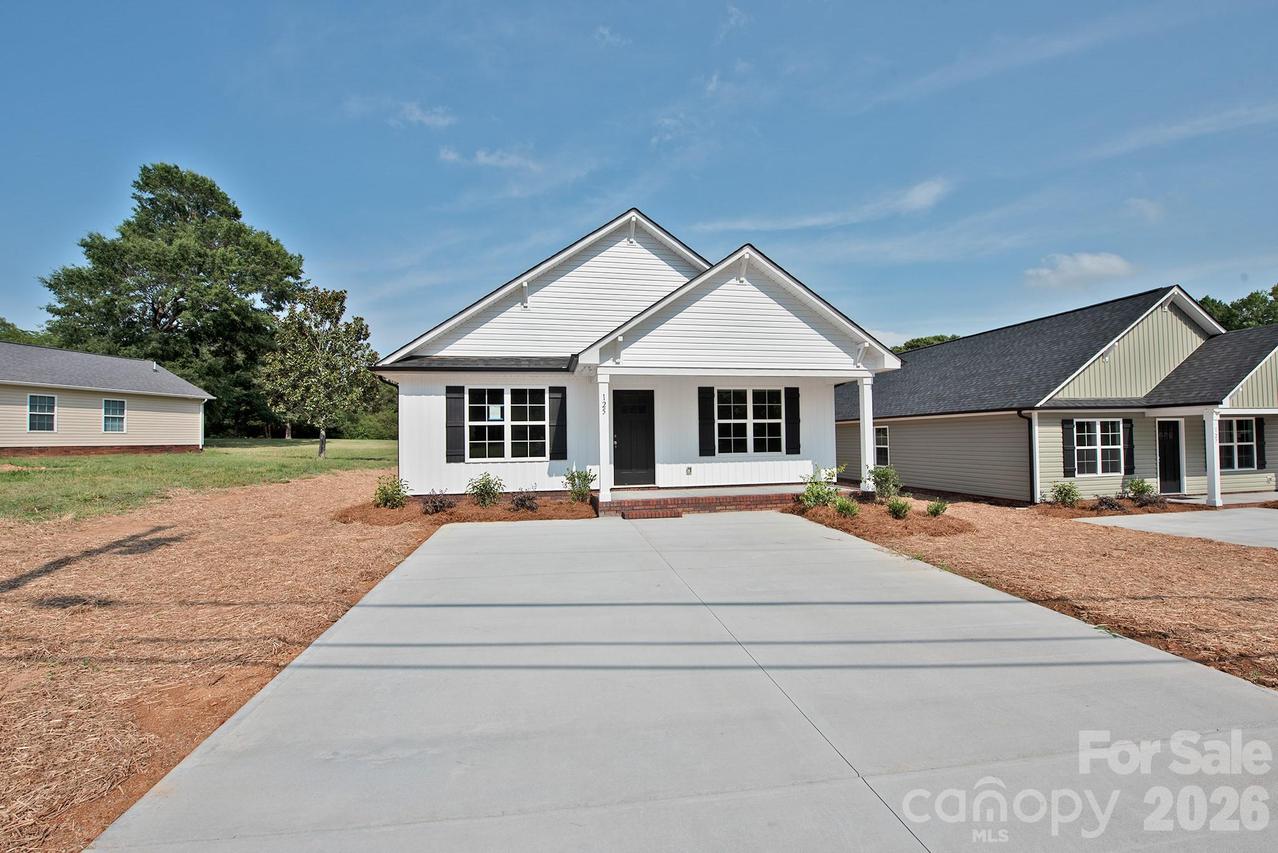 125 S Beaver St., Landis, NC 28088