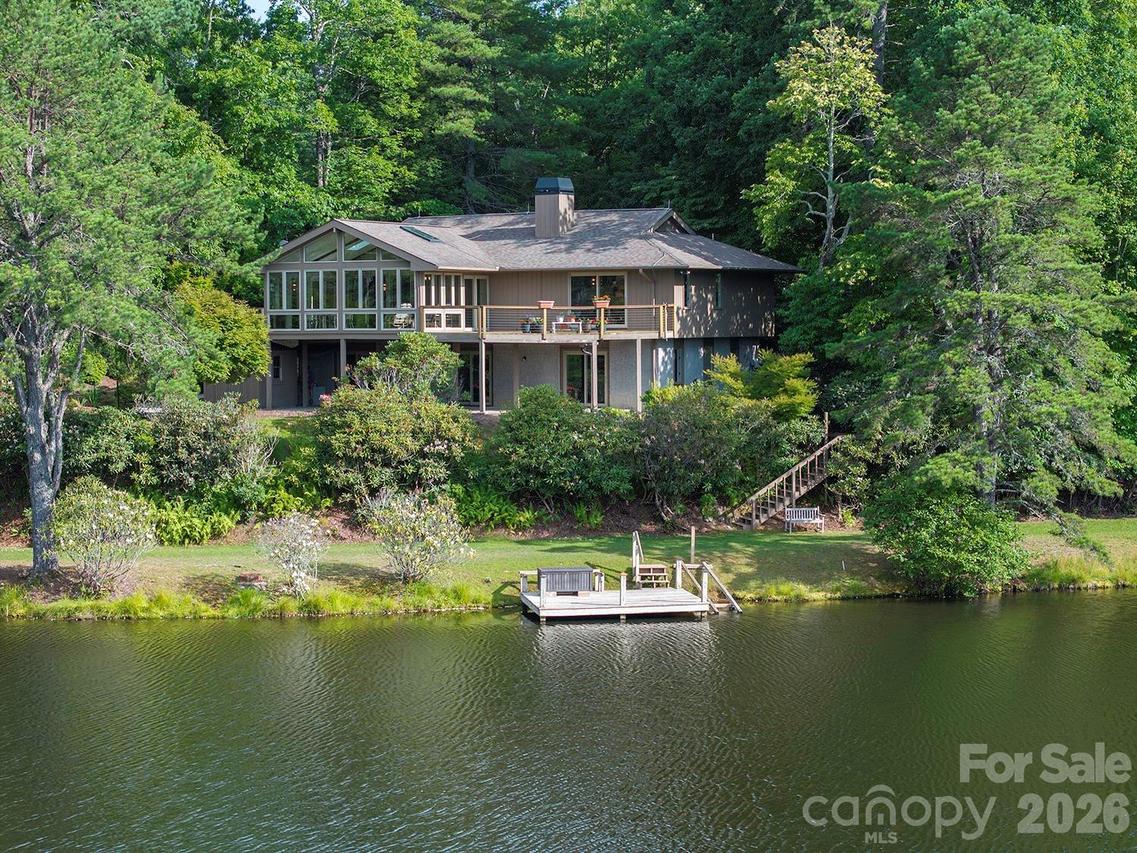 20 Guwa Ct., Brevard, NC 28712