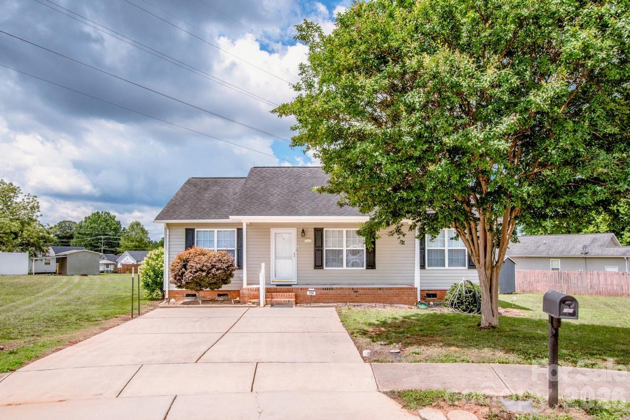 104 Birch Ct., China Grove, NC 28023