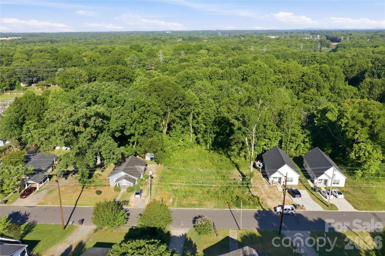1324 7th St., Statesville, NC 28677