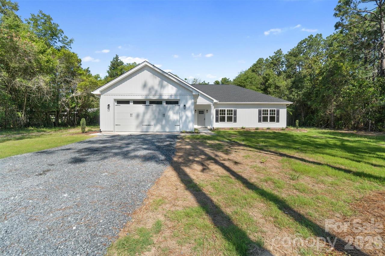 120 N Grape St., Pinebluff, NC 28373