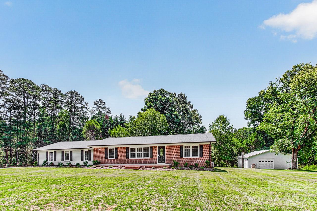 [Address Hidden by Seller], Asheboro, NC 27205