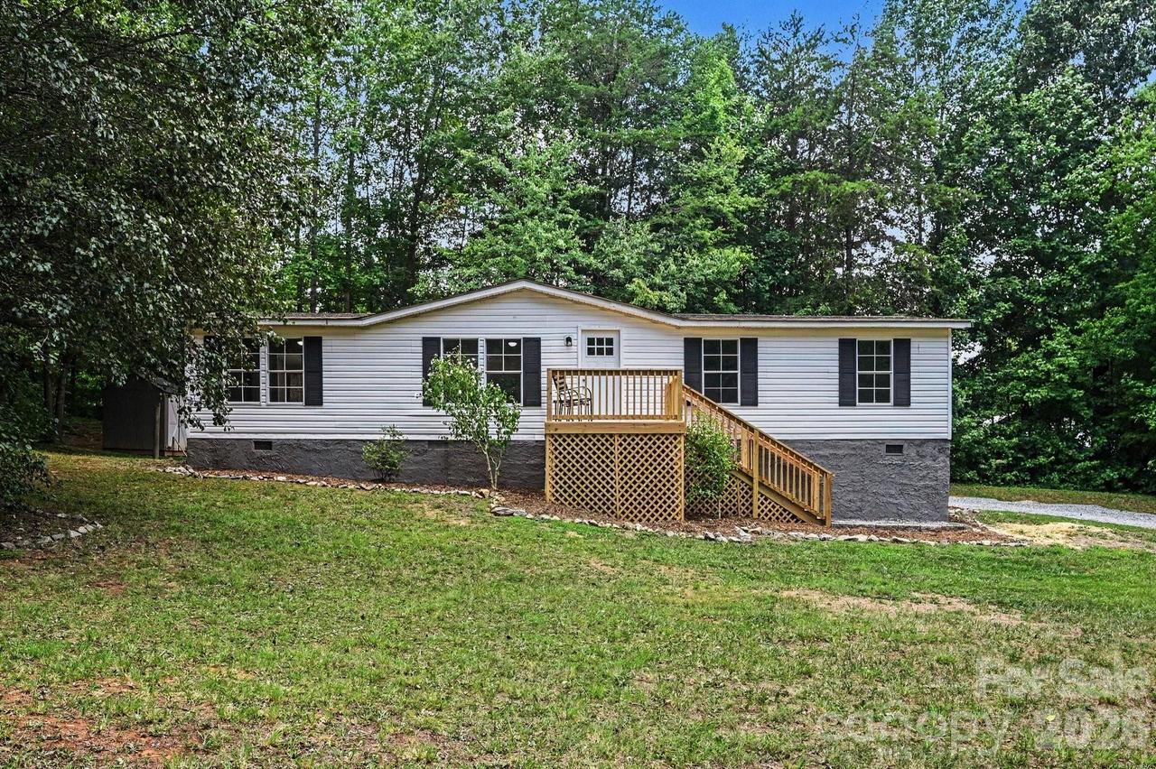 3723 Vickery Dr., Maiden, NC 28650