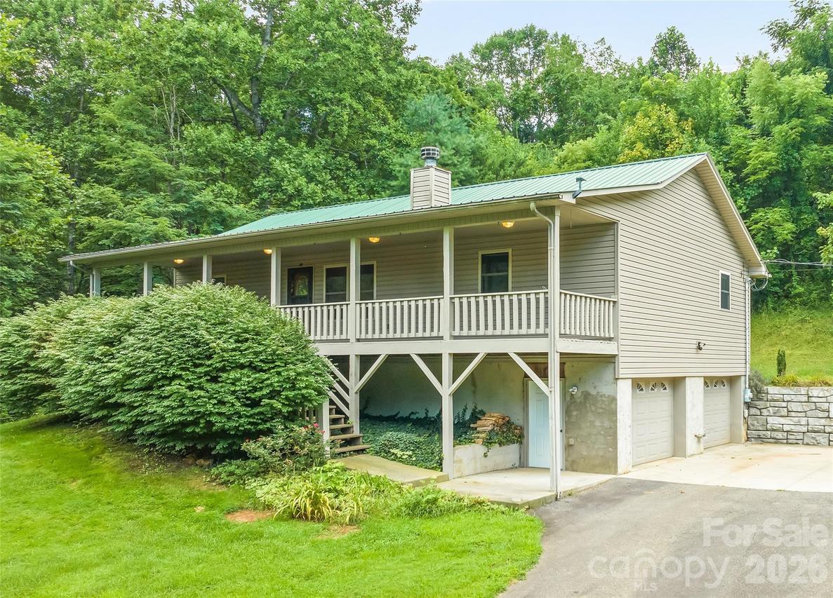 89 Cypress Ln., Canton, NC 28716