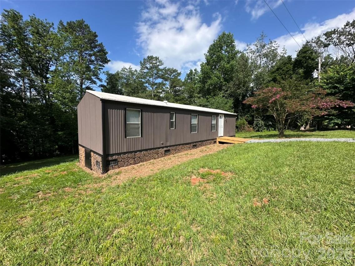 285 Cold Springs Rd., Mill Spring, NC 28756