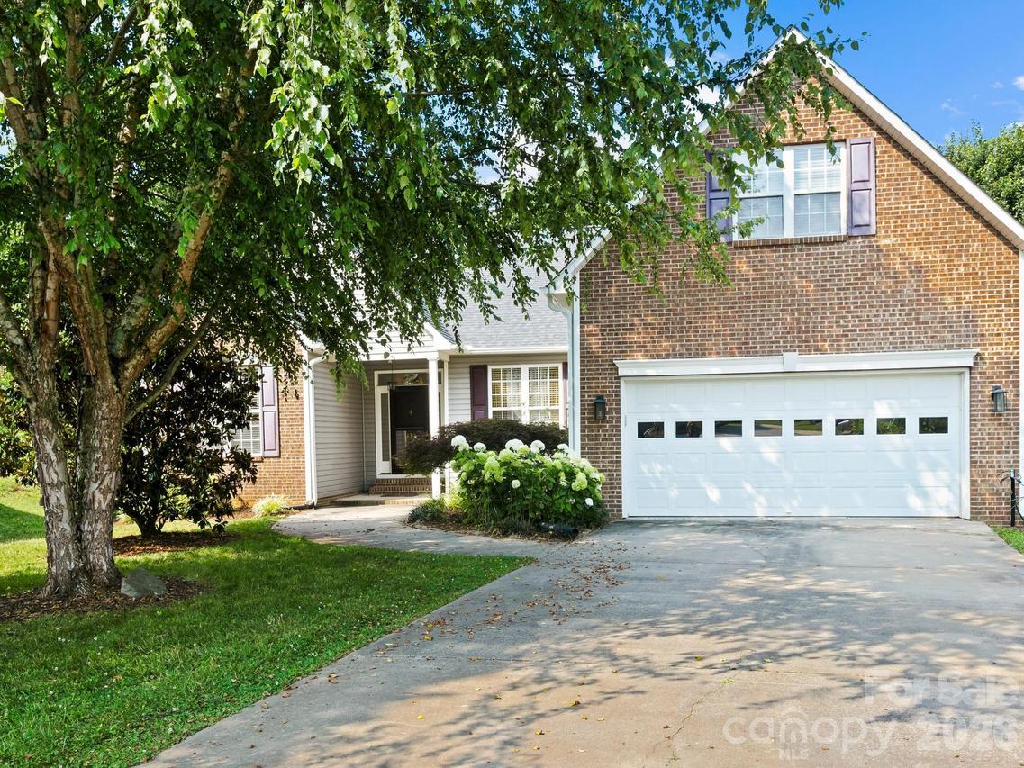 412 Silo Dr., Asheville, NC 28806