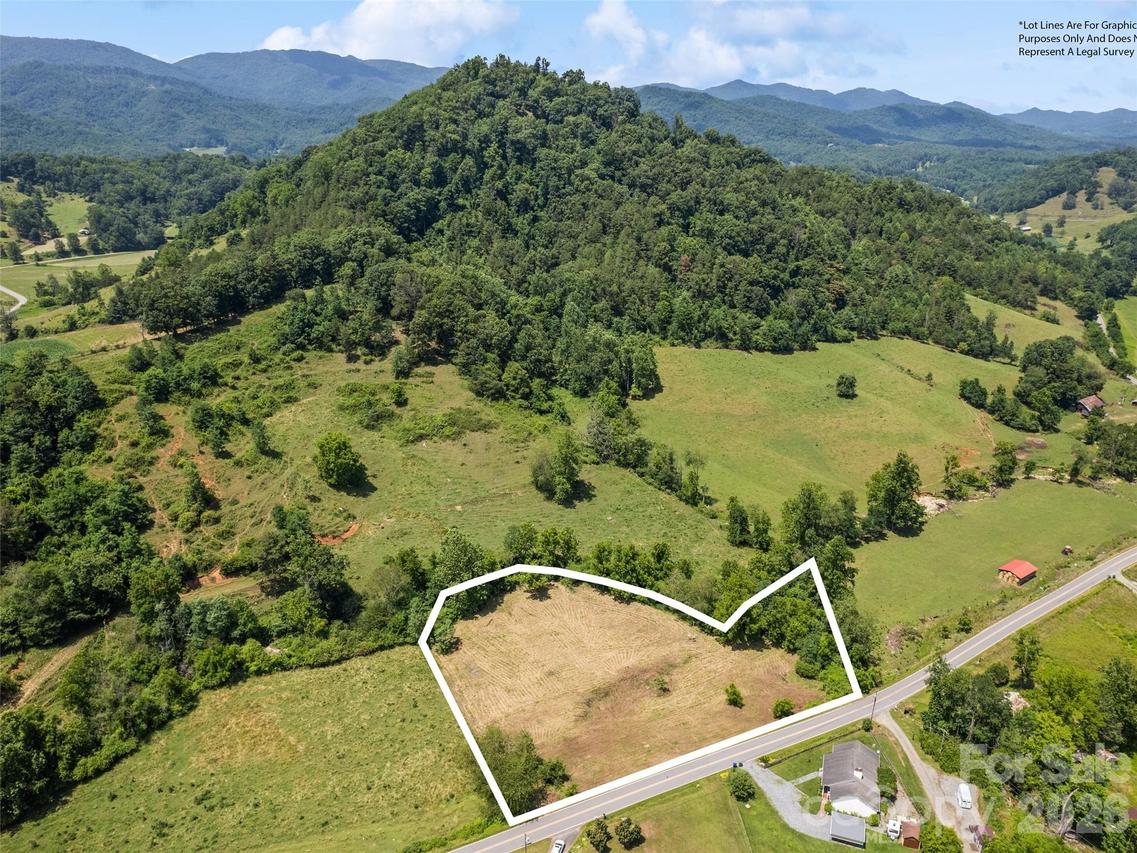 309 Sugar Creek Rd., Leicester, NC 28748