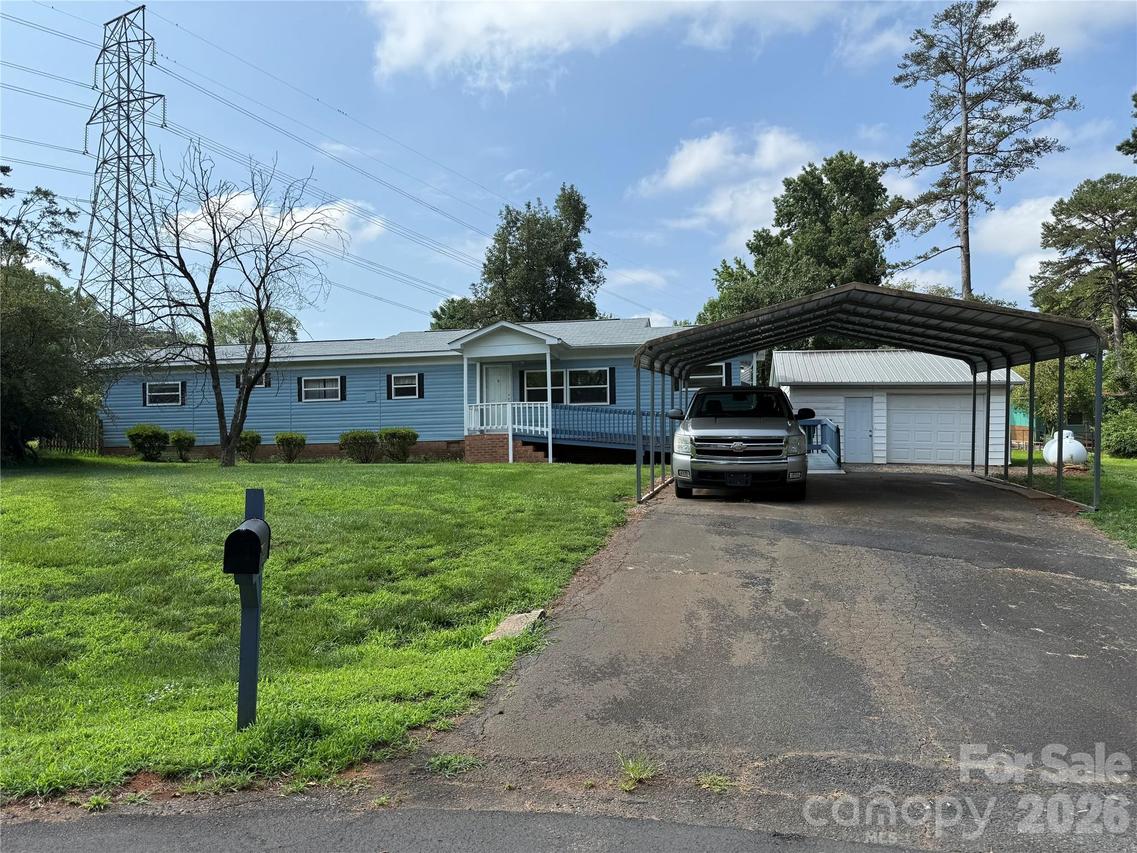 7312 Doblinway Dr., Charlotte, NC 28215