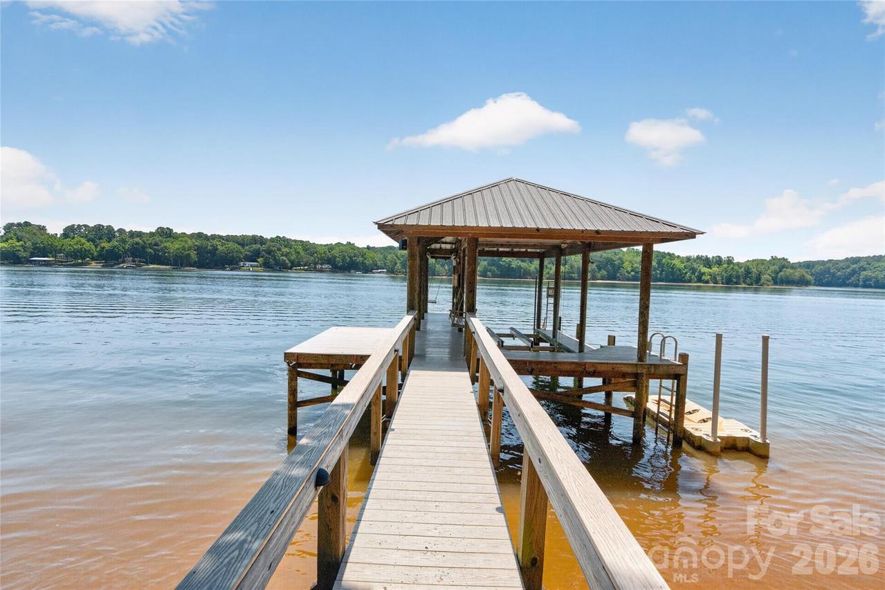 3225 Lake Pointe Dr., Belmont, NC 28012
