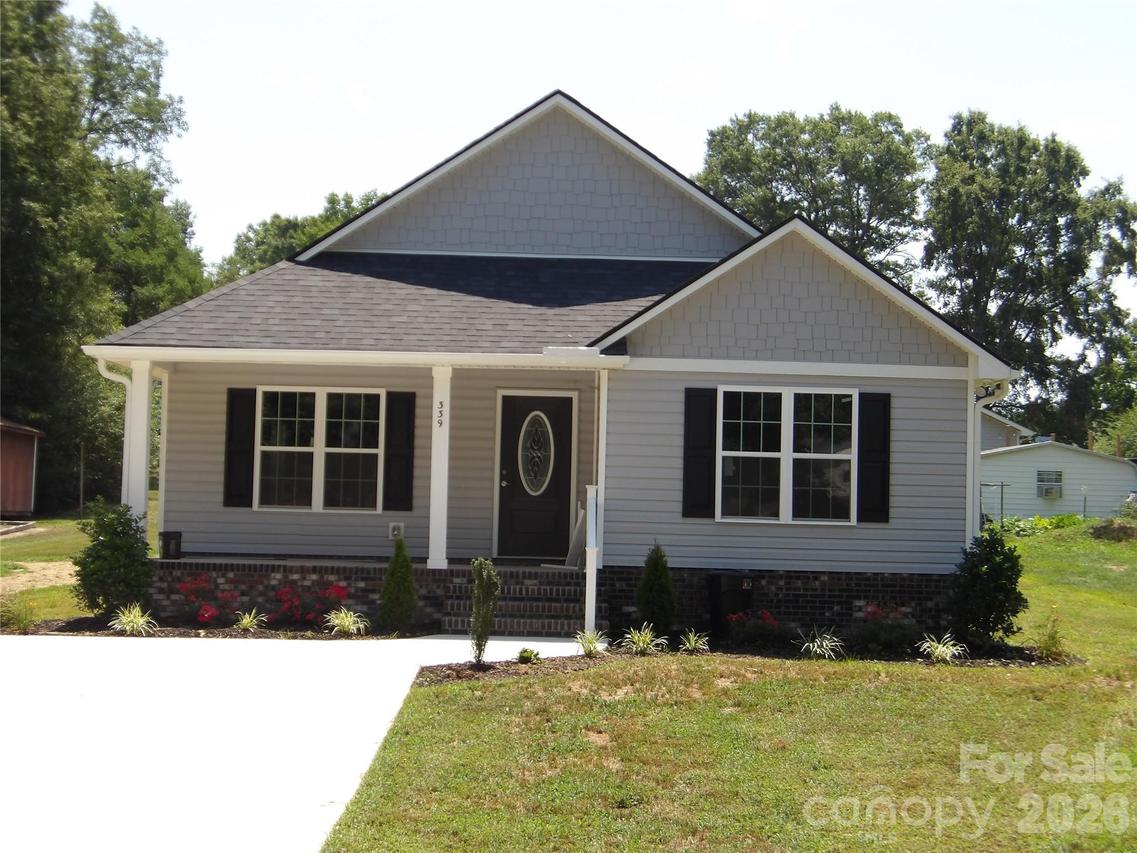339 W 11th St., Oakboro, NC 28129
