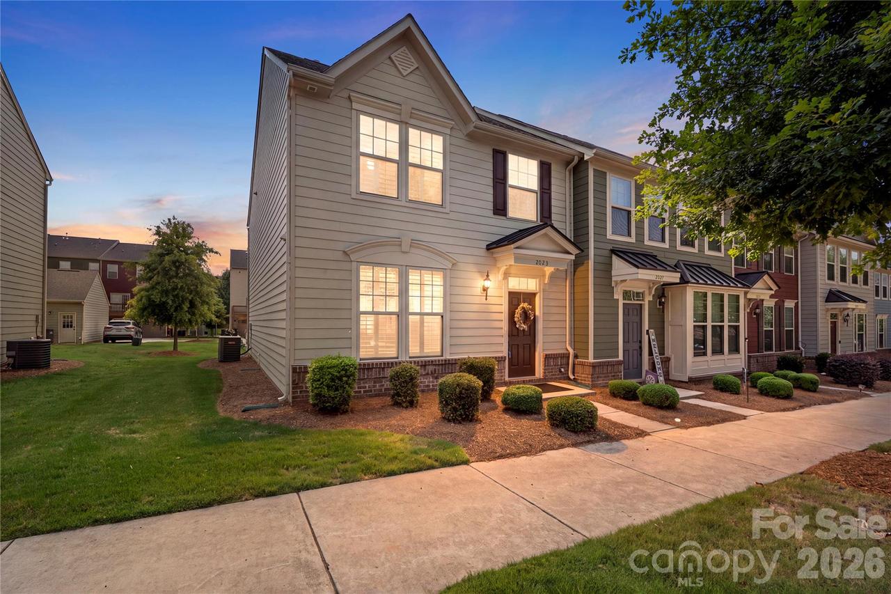 2023 Sage Park Dr., Charlotte, NC 28217