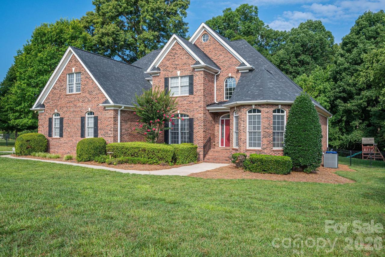 5021 Graystone Estates Dr., Belmont, NC 28012
