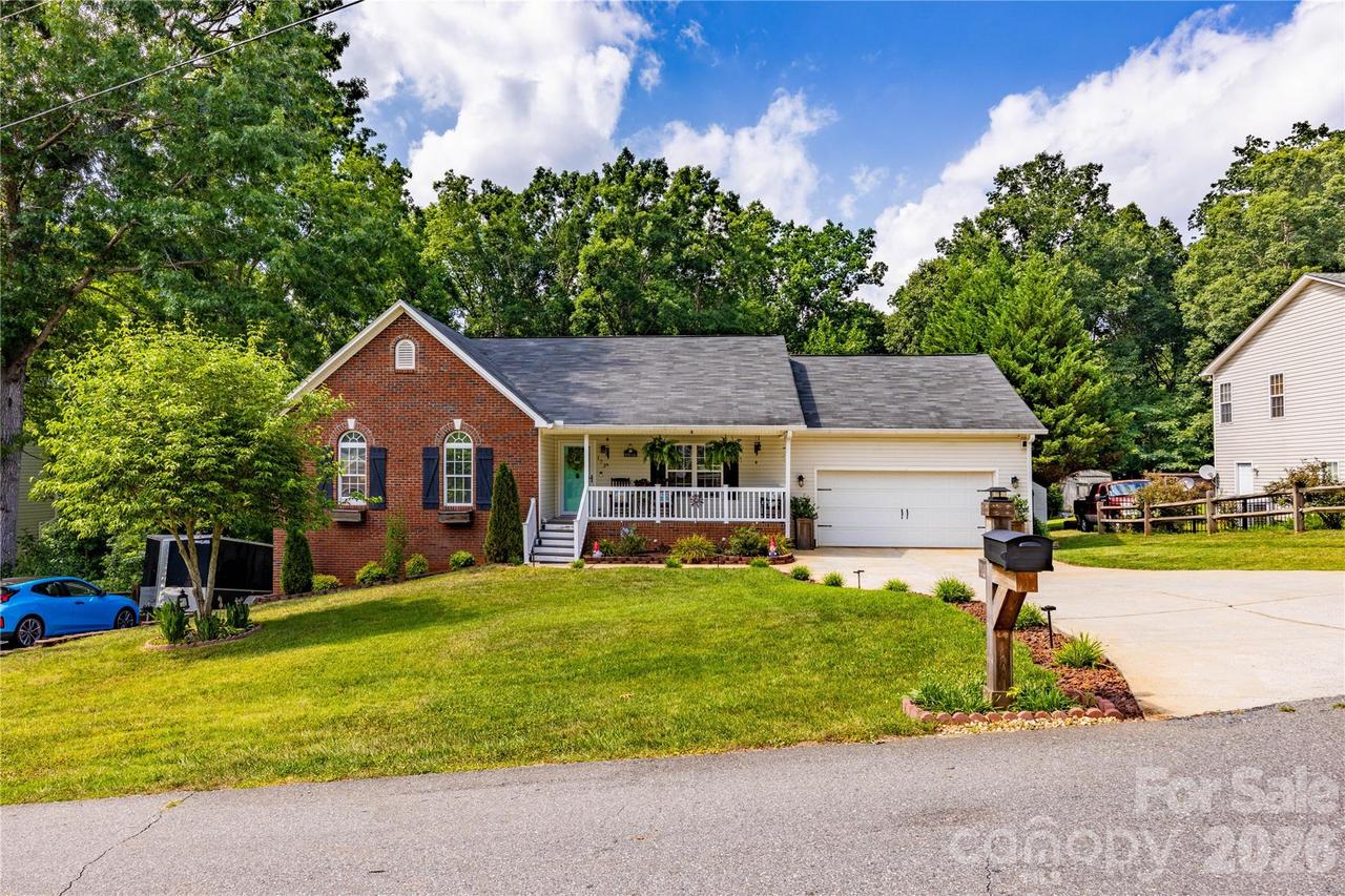 173 Ruthaven Dr., Bessemer City, NC 28016