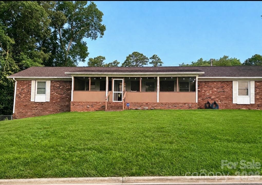 615 Fernwood Dr., Albemarle, NC 28001