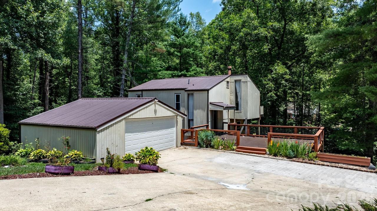 828 Manchester St., Lenoir, NC 28645