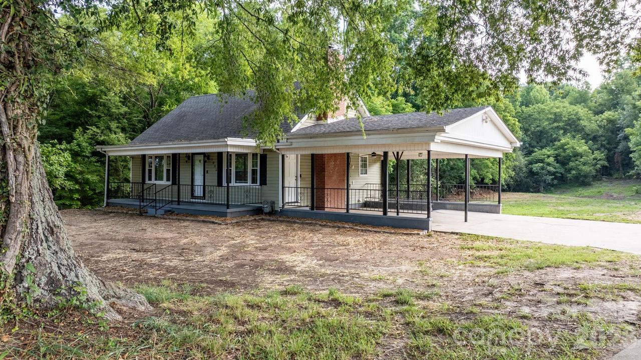 1002 Ramseur Rd., Bessemer City, NC 28016