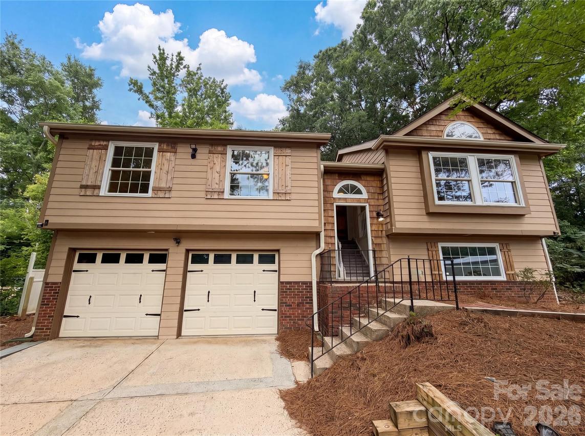 7827 Mallen Dr., Charlotte, NC 28212