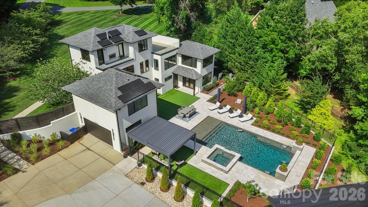 1064 Greylyn Dr., Matthews, NC 28104