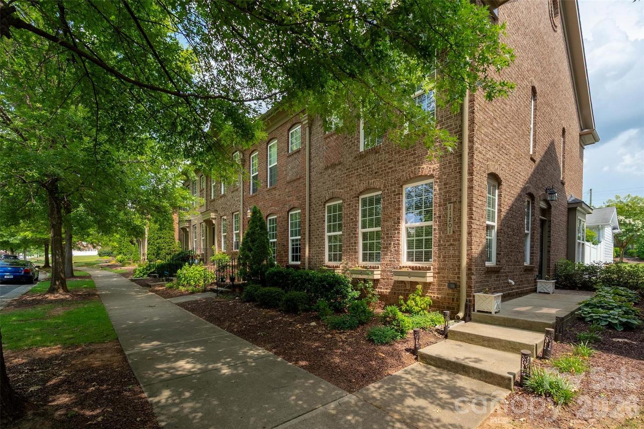 11201 Cedar Walk Ln., Charlotte, NC 28277