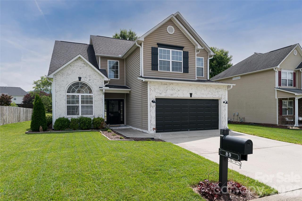 89 Woodfern Rd., Fletcher, NC 28732
