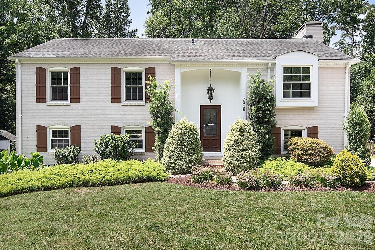 7318 Easen Ct., Charlotte, NC 28211