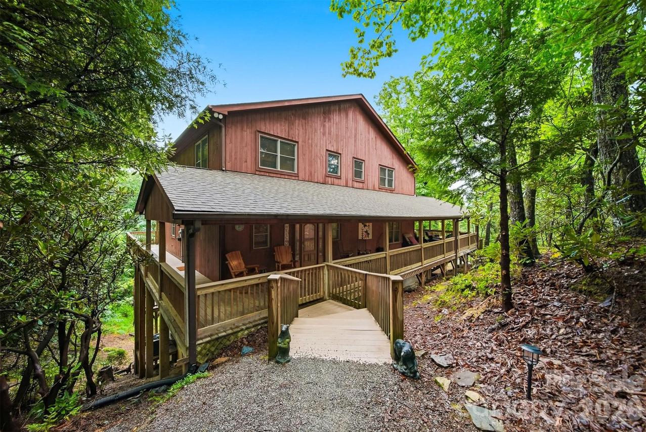 4216 Bolick Rd., Lenoir, NC 28645