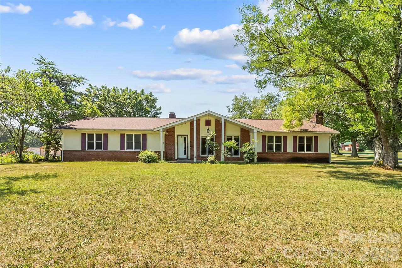 500 Pete Brittain Rd., Morganton, NC 28655