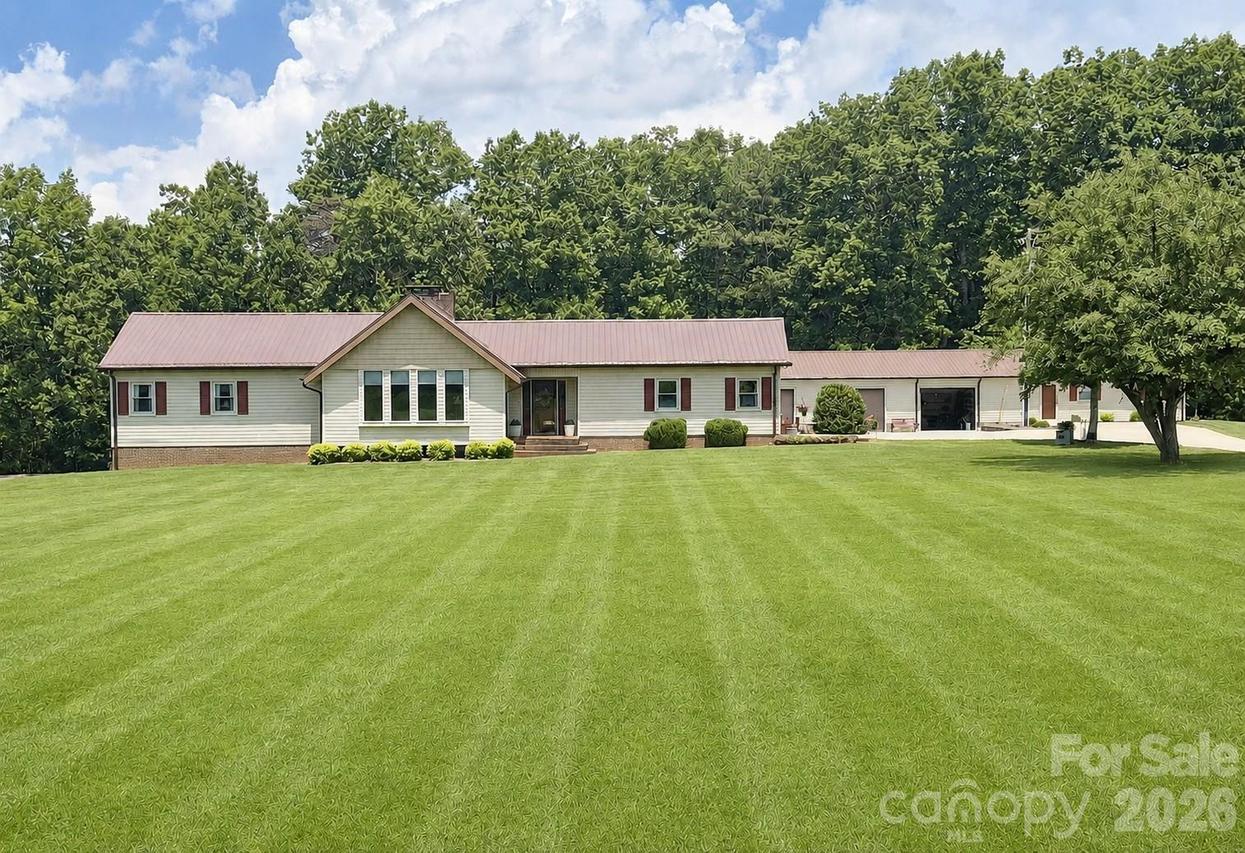 1368 Cajah Mountain Rd., Hudson, NC 28638