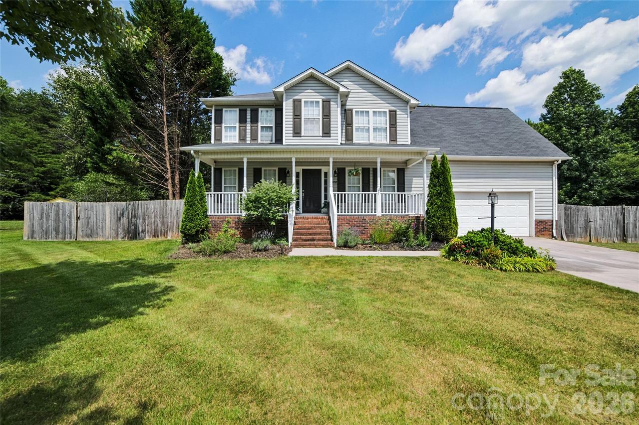 3552 Navajo Dr., Maiden, NC 28650