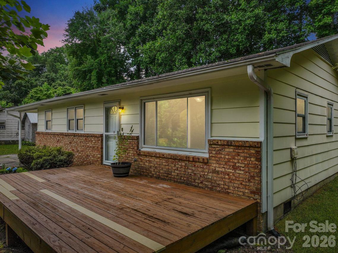 167 Olympic Dr., Old Fort, NC 28762