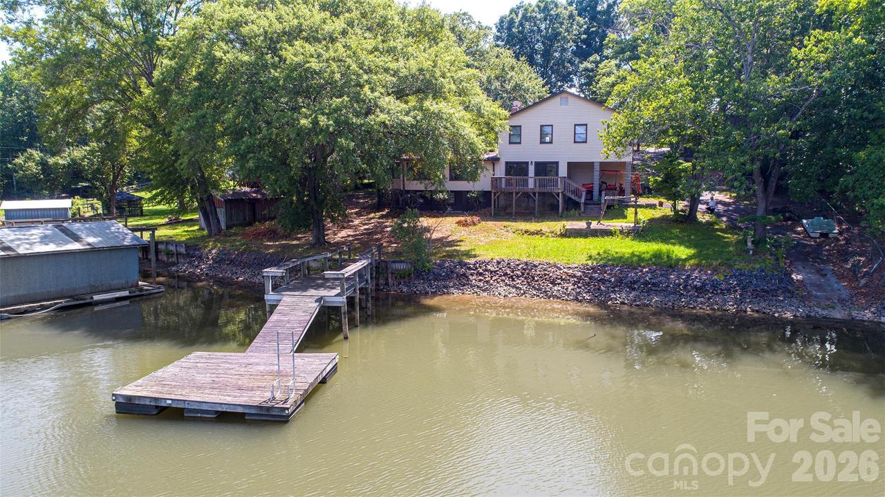 15722 Rhinehill Rd., Charlotte, NC 28278