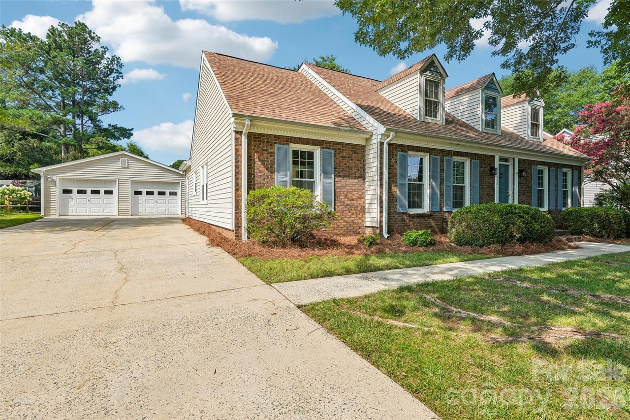 11616 Parks Farm Ln., Charlotte, NC 28277