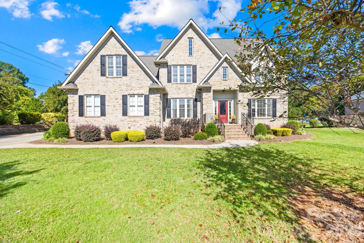 105 Mandarin Dr., Mooresville, NC 28117