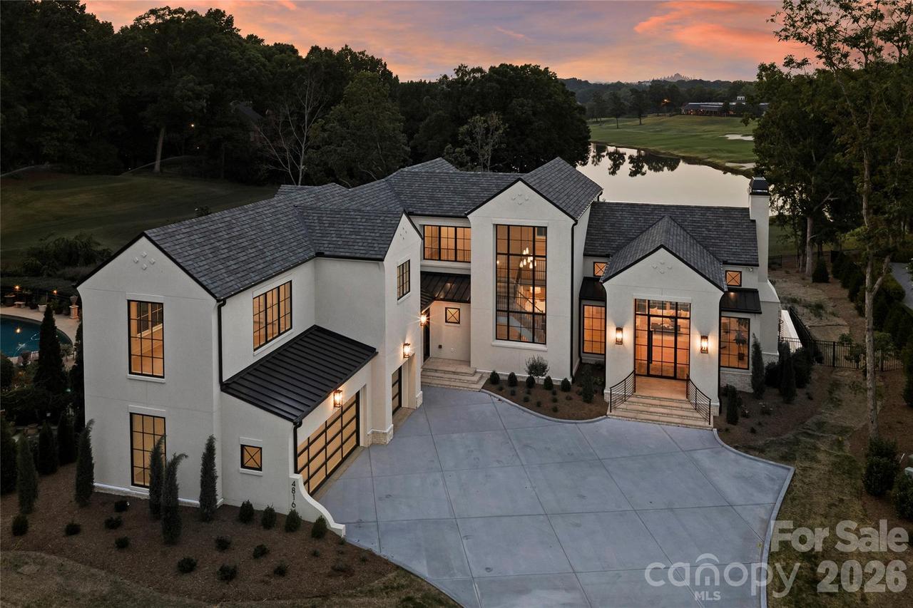 4816 Kelly Woods Ln., Charlotte, NC 28277