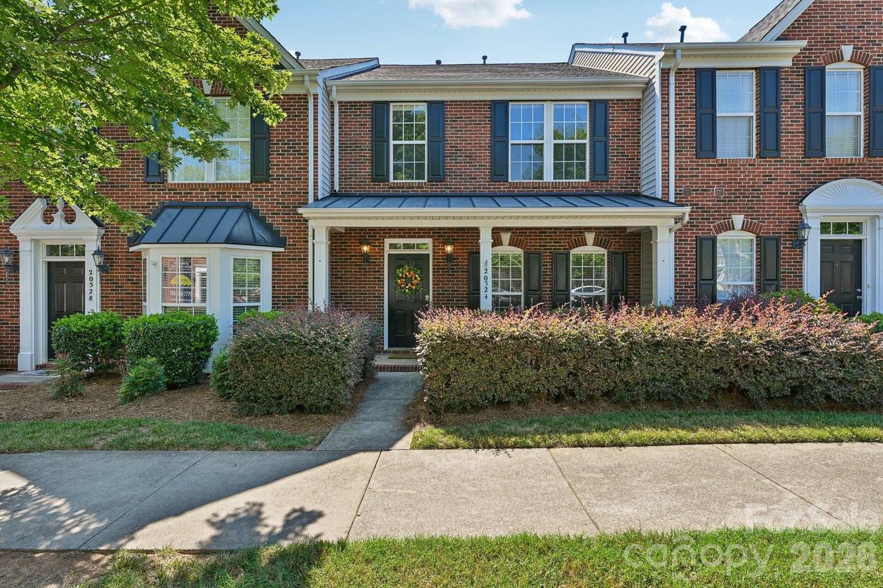 20524 Harbor View Dr., Cornelius, NC 28031