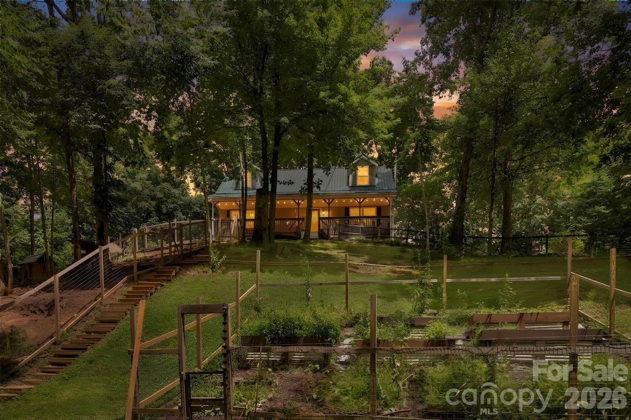 46 Michele Ln., Leicester, NC 28748