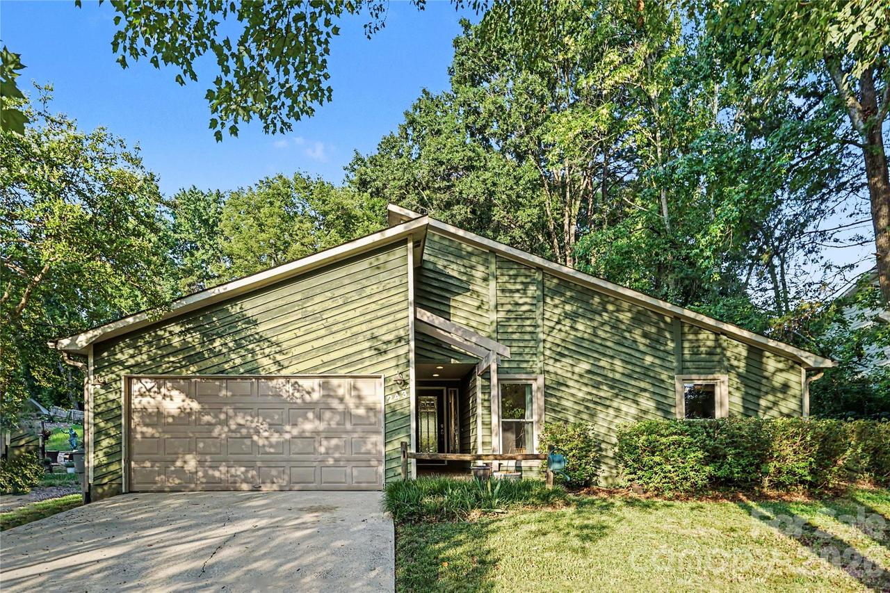 243 Vista Grande Cir., Charlotte, NC 28226