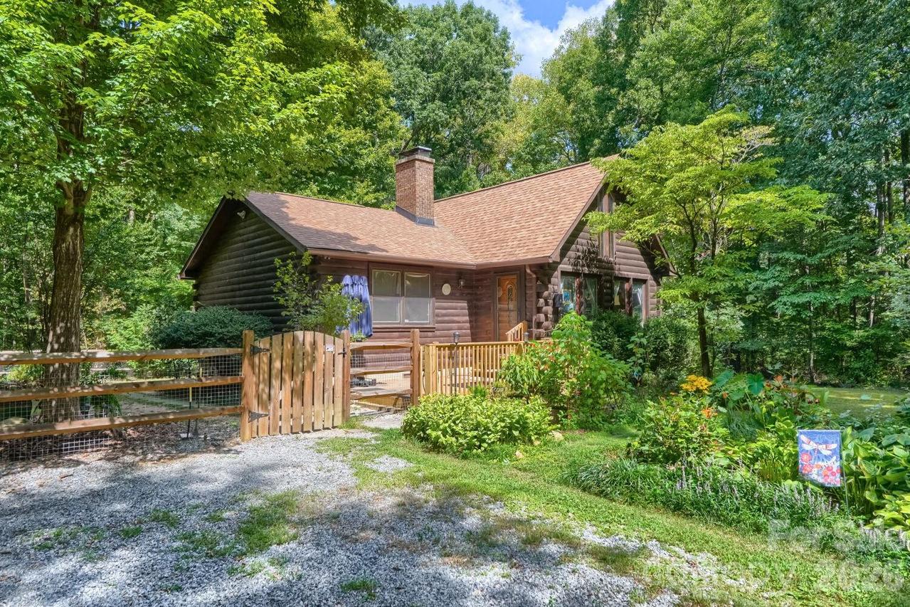 15531 Huntersville Concord Rd., Huntersville, NC 28078